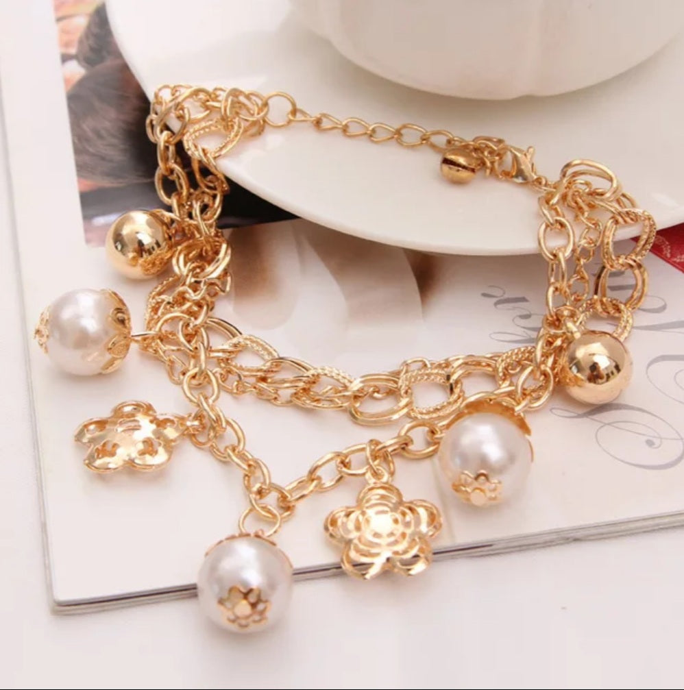 Blossom Pearl Bracelet